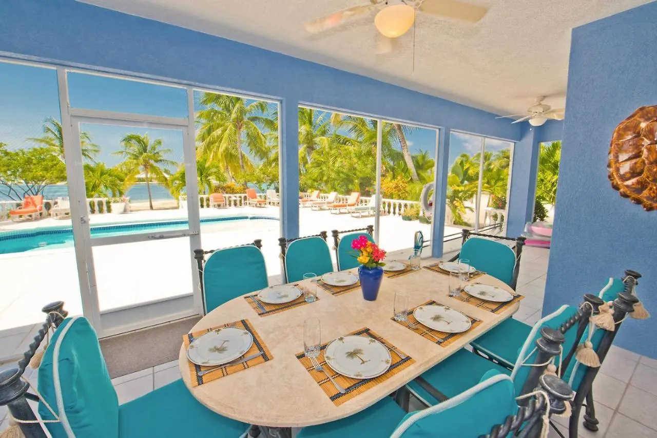 Kailypso By Grand Cayman Villas Driftwood Village Hébergement de vacances